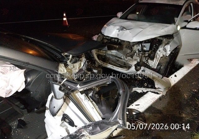 ColisÂo mata duas pessoas rodovia de campinas