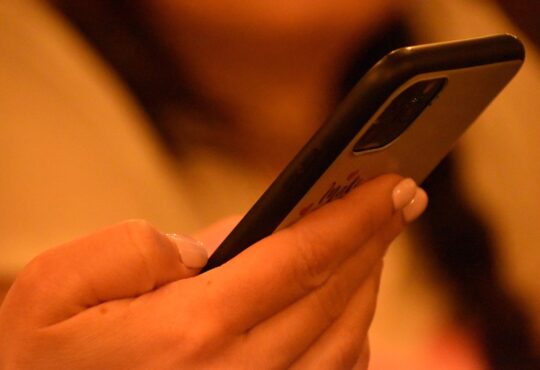 Celular dores desgastes divulgaçaõ