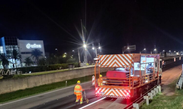 Com menor impacto no trânsito, as obras de recapeamento de 125 quilômetros da sp 075 acontecem no período da noite (2)