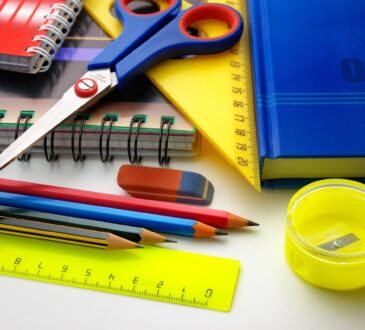 Material escolar pixabay