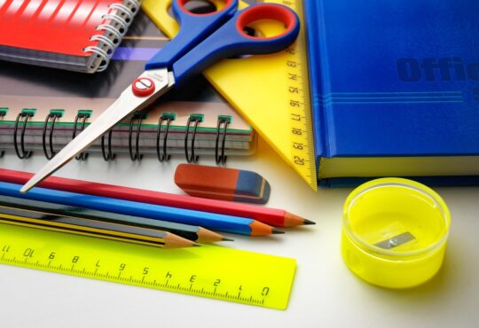Material escolar pixabay
