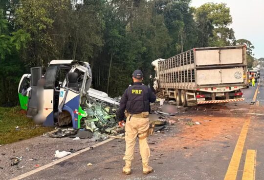 23 mortos parana prf