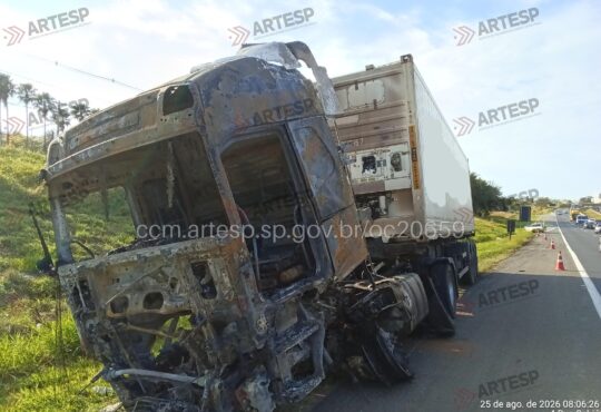 Carreta pega fogo rodovia campinas