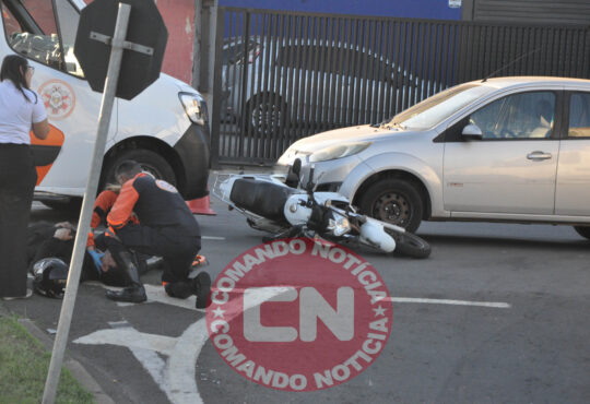 ColisÃo moto e carro cópia