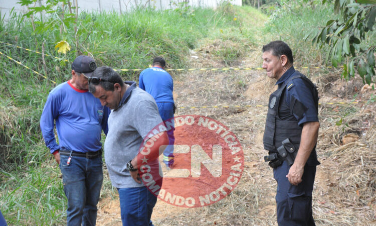 Desabamento fere funcionarios do saae