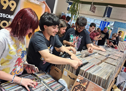 Vinil antiguidade divulgação