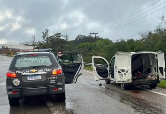 4 baleados em itupeva