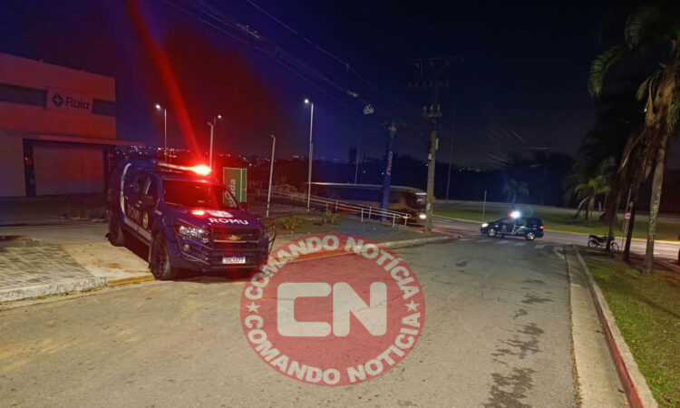 Assassinato de mulher em salto