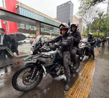 Bravo moto sp com fuzil