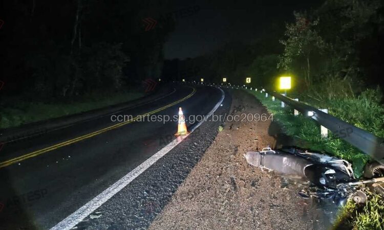 Motociclista morre em colisão sp 300 porto feliz