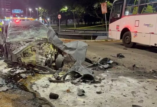 Carro bate em onibus duas pessoas morrem campinas pb
