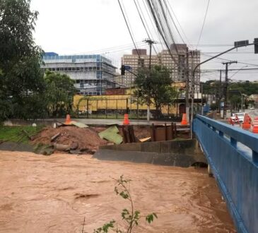 Chuva forte atinge jundiaÍ transito