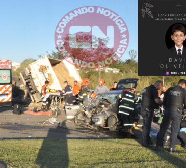 Morre davi acidente mobi
