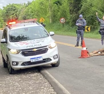 Moto colide cavalo piracicaba