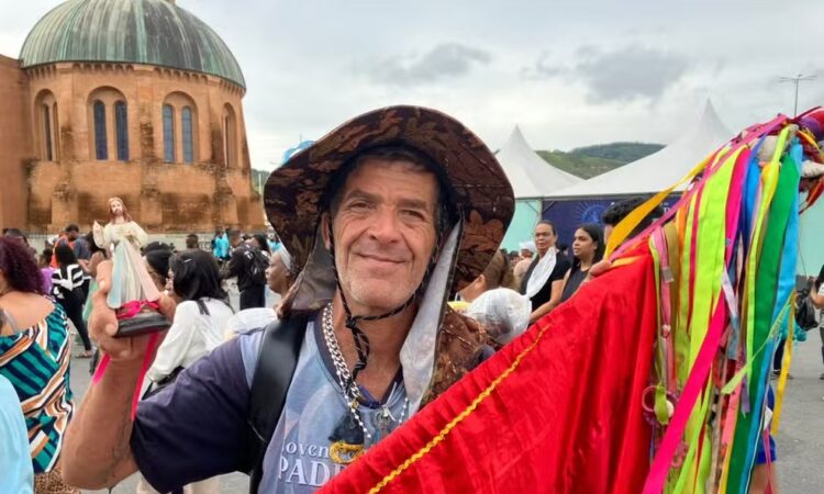 Romeiro aparecida do norte