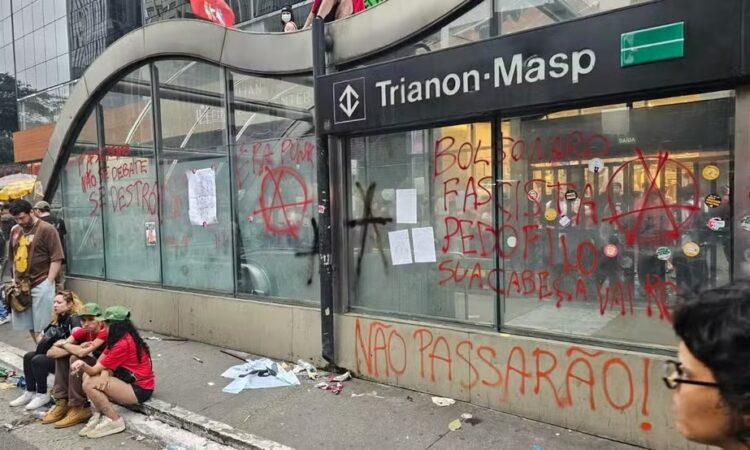 Vandalismo paulista pt