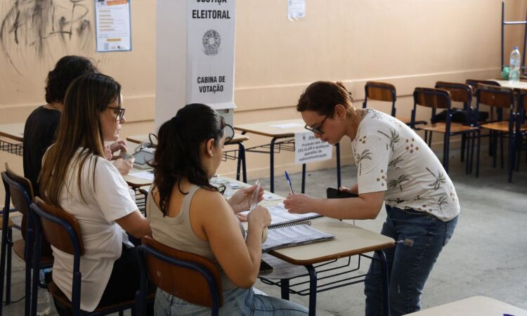 VotaÇÃo rovena rosa